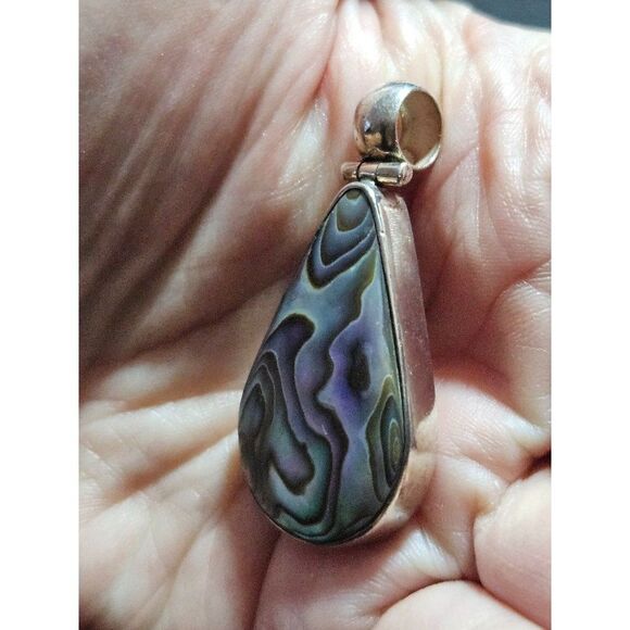 *Sale* Sterling silver abalone pendant - Picture 5 of 10